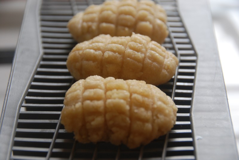 Maakaroon dough