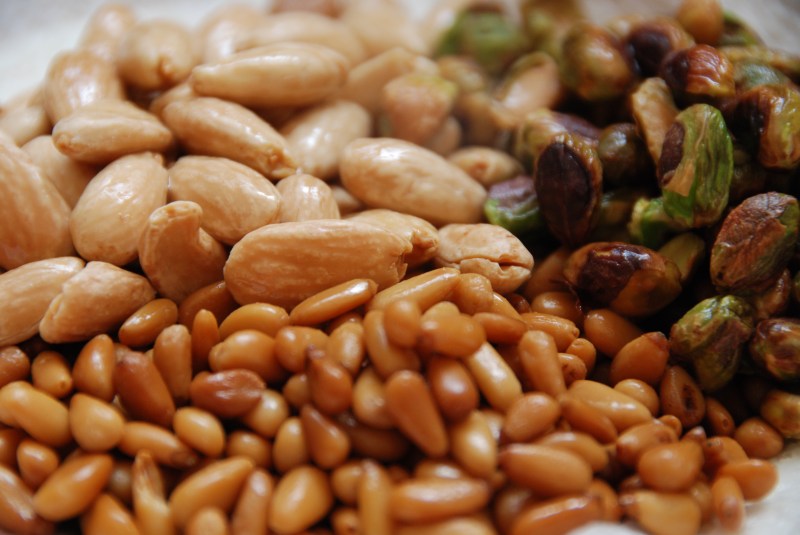 Mixed Nuts.JPG www.samaracuisine.co.uk